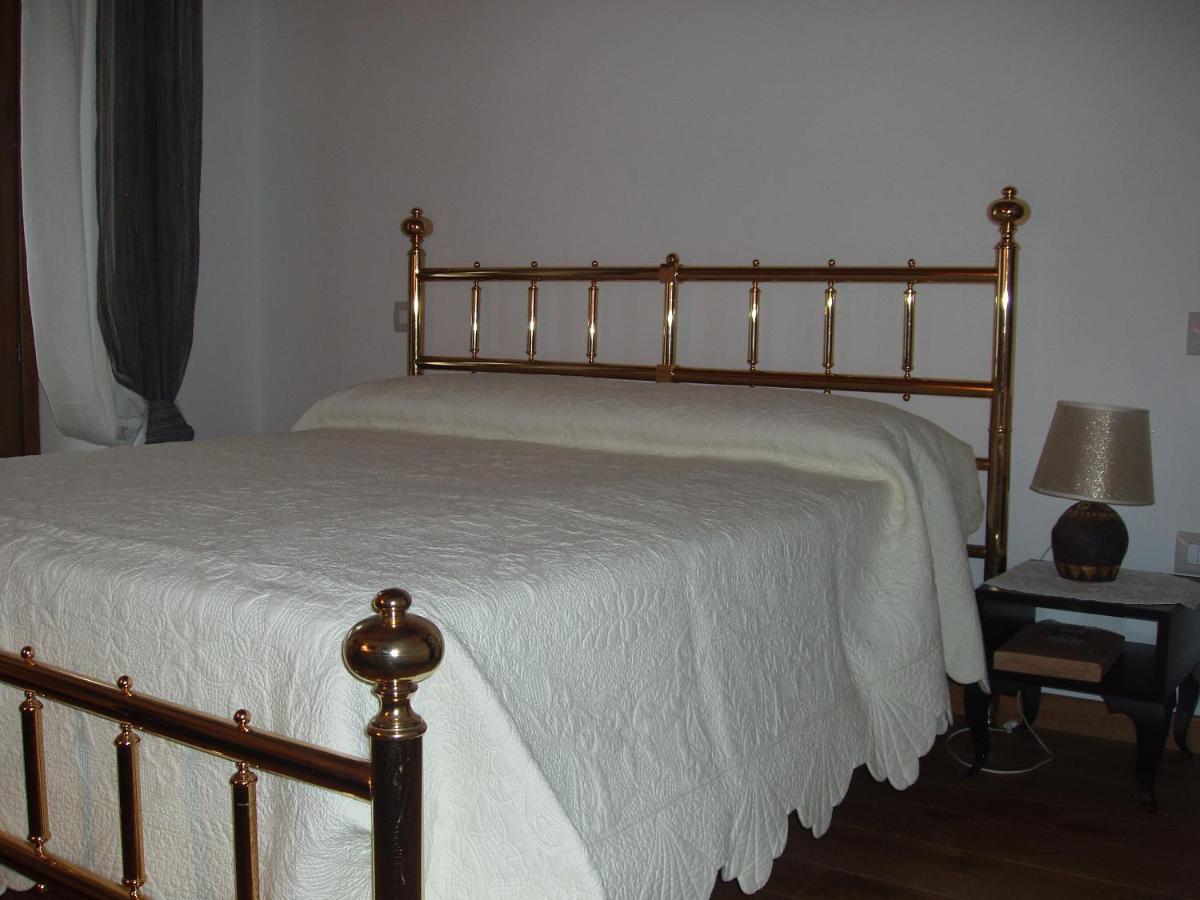 Bed and Breakfast Il Giardino Di Rosmarino Pontremoli Exterior foto