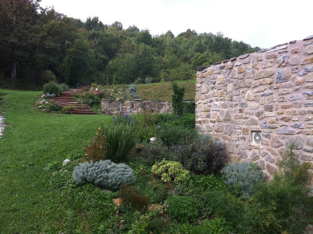 Bed and Breakfast Il Giardino Di Rosmarino Pontremoli Exterior foto