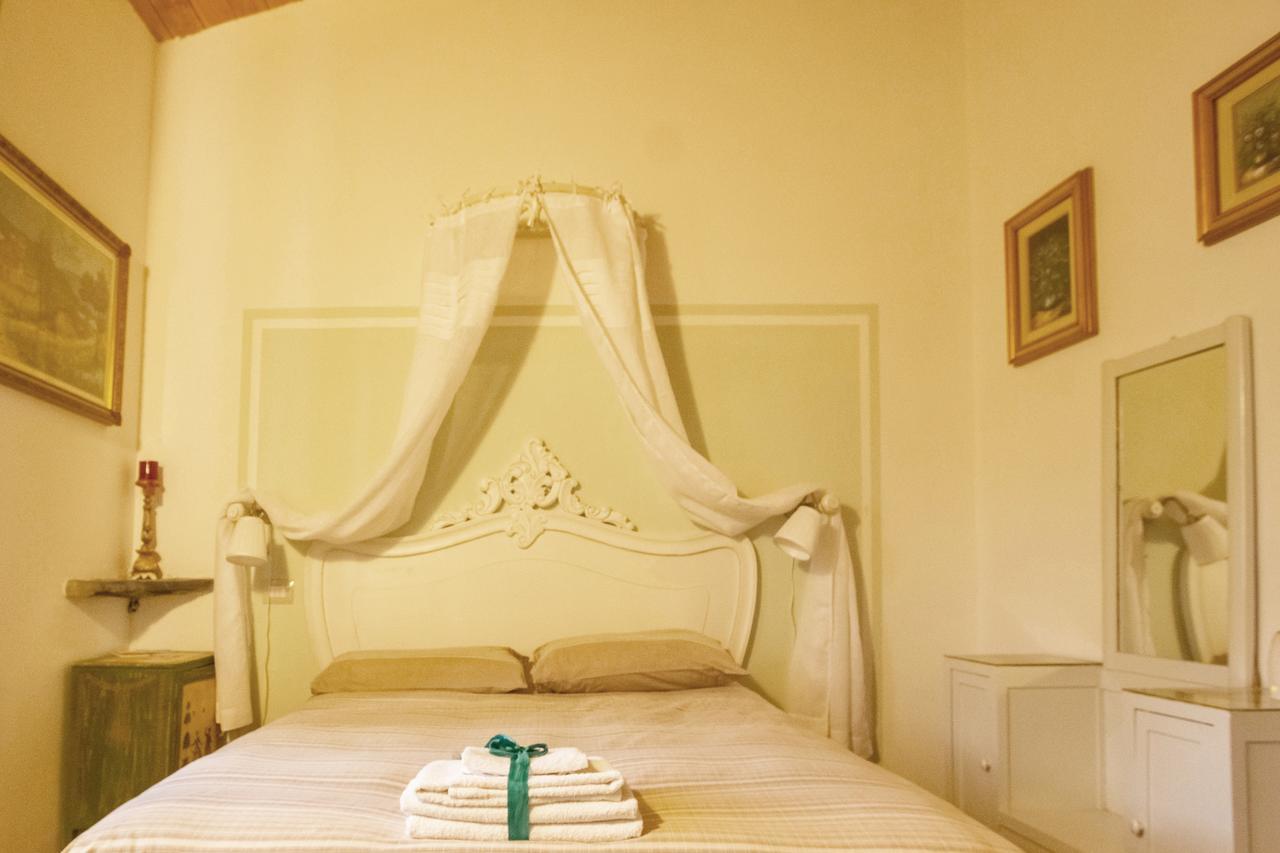 Bed and Breakfast Il Giardino Di Rosmarino Pontremoli Exterior foto